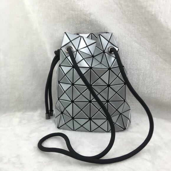 BEW BAO BAO ISSEY MIYAKE WRING silver shoulder bag - Picture 3 of 12